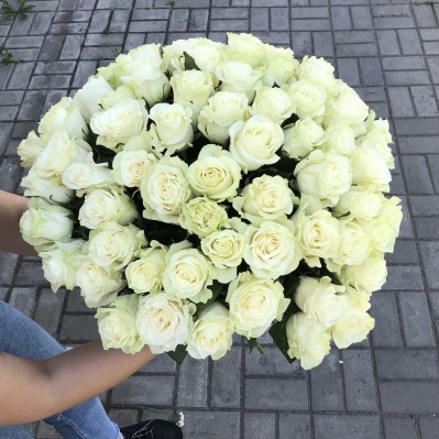 Букет из  75 роз
