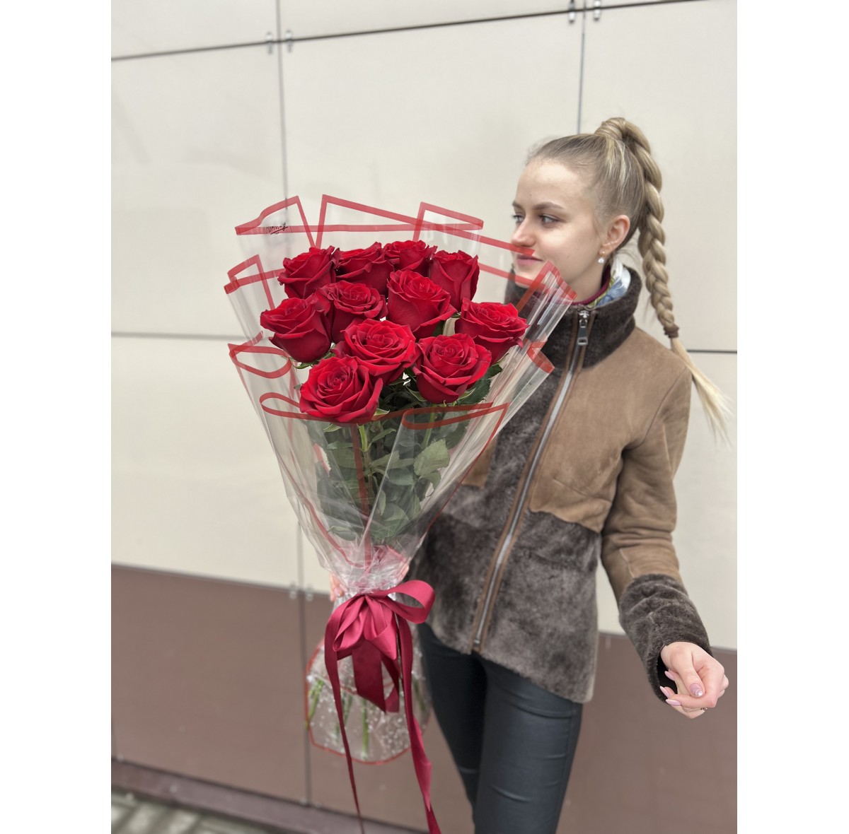 Букет   | 11 роз в упаковке 