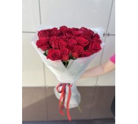 Букет из 31 розы 