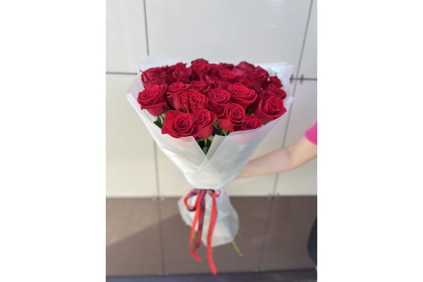 Букет из 31 розы 